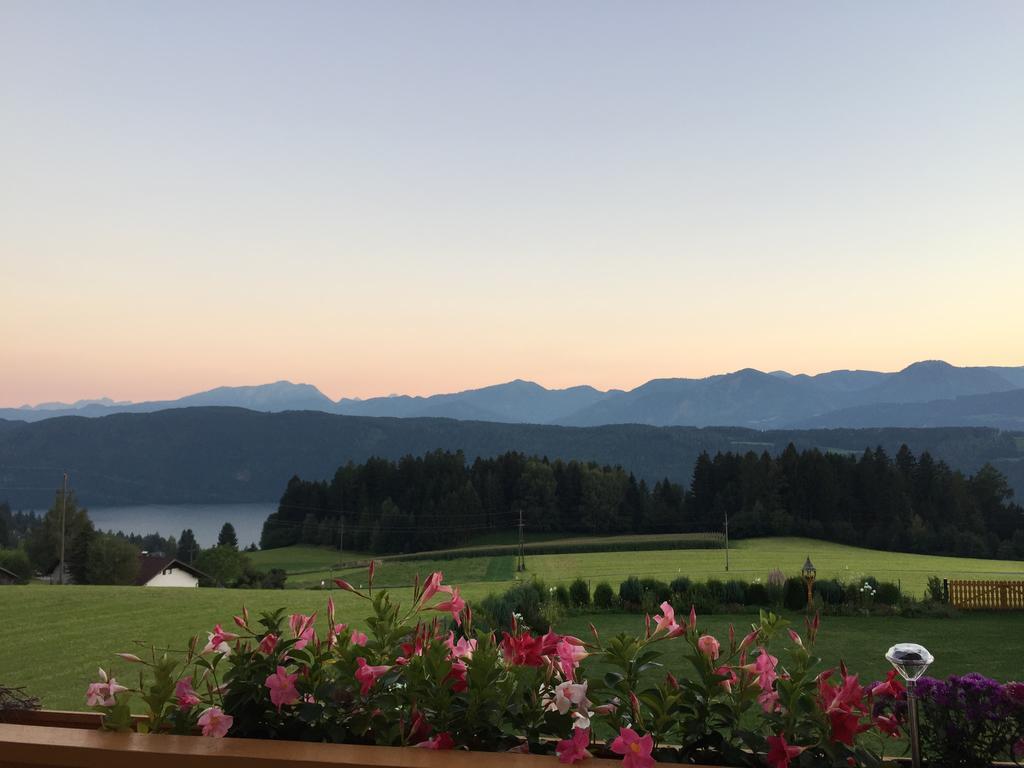 Hotel Landhaus Seeblick Millstatt Exteriér fotografie